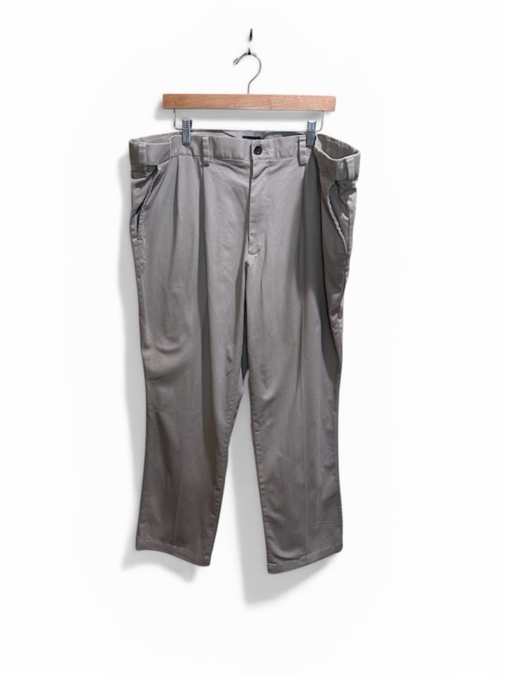 Dockers 46x32 Men's Khaki Chino pants